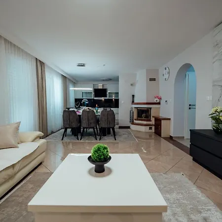 Diana 3* Makarska